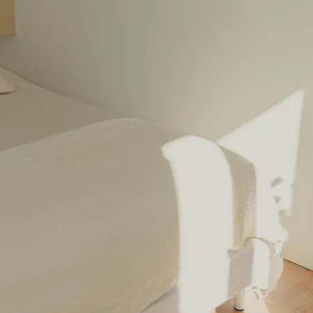 Au Coeur De Hyeres, Ideal Pour Les Couples ! Exterior photo