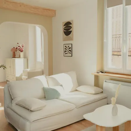 Au Coeur De Hyeres, Ideal Pour Les Couples ! Exterior photo