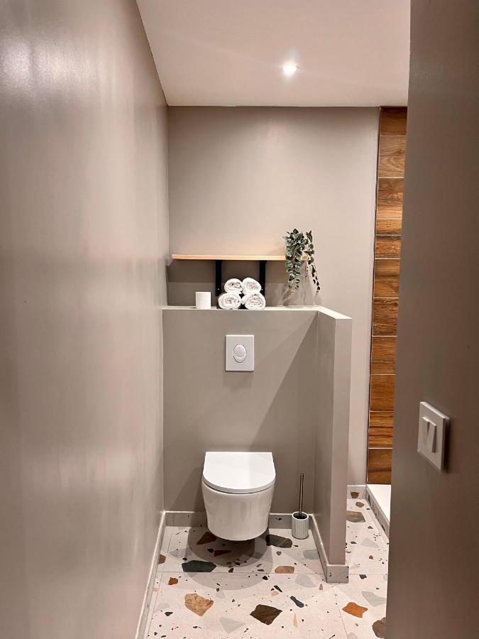 Au Coeur De Hyeres, Ideal Pour Les Couples ! * Hyeres