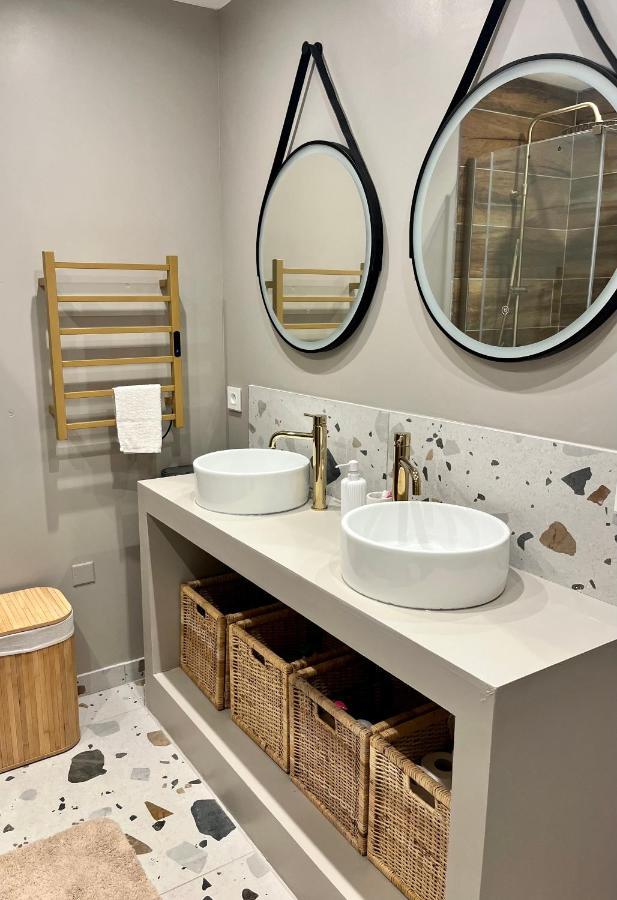 Apartment Au Coeur De Hyeres, Ideal Pour Les Couples ! *