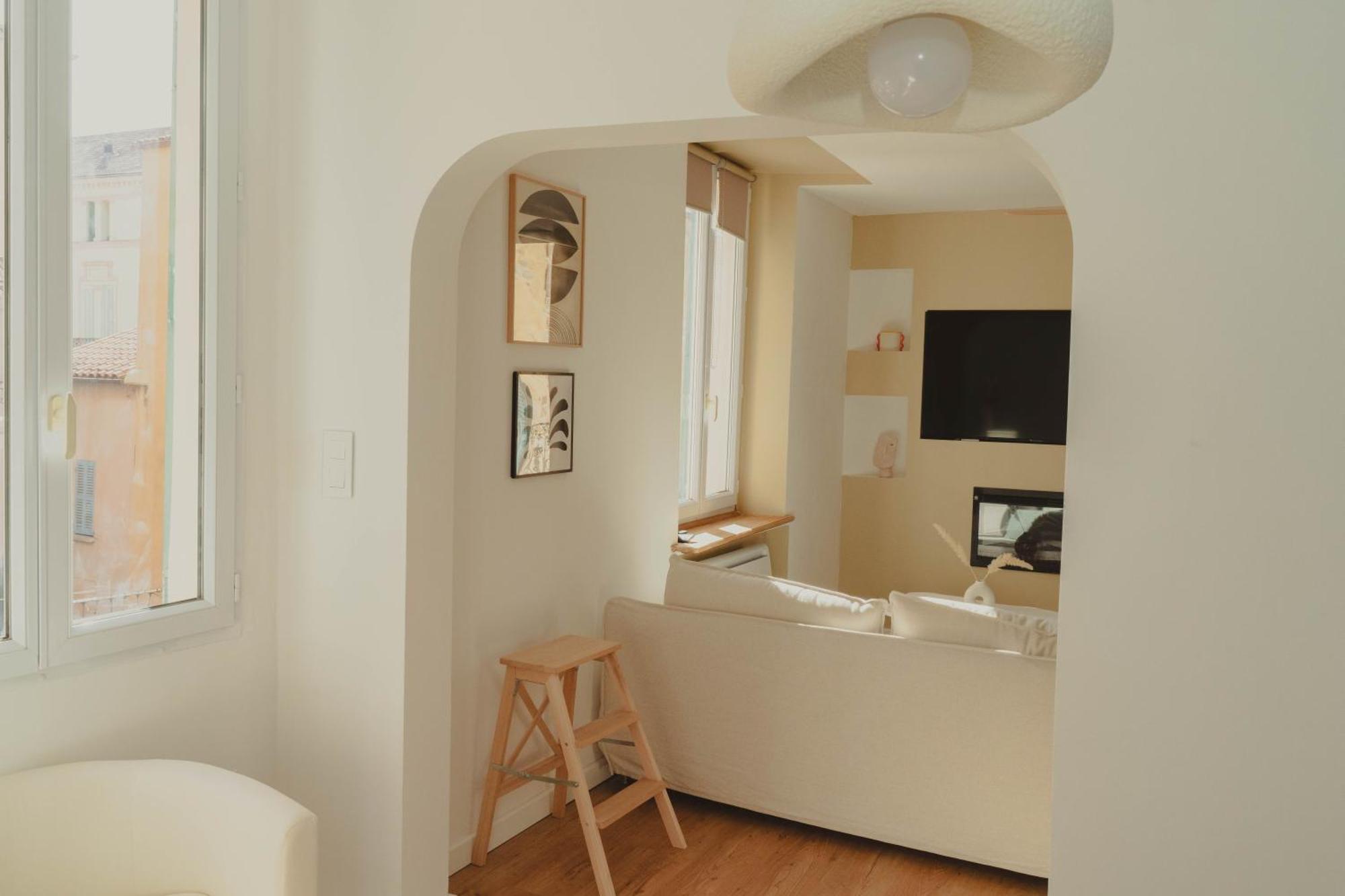 Au Coeur De Hyeres, Ideal Pour Les Couples ! Hyeres
